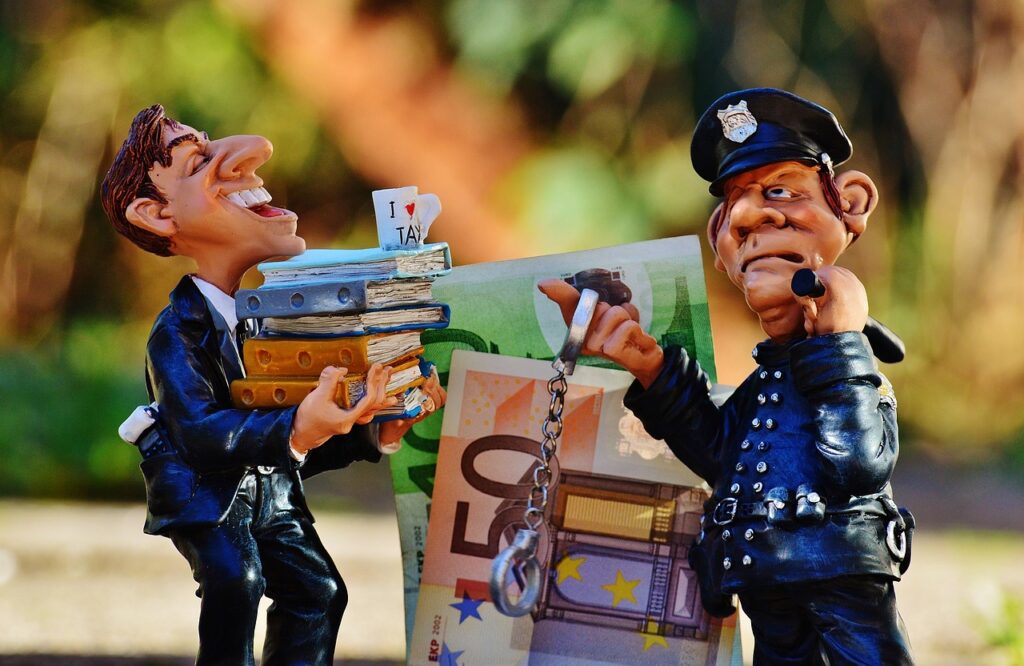 taxes, tax evasion, police-1060137.jpg